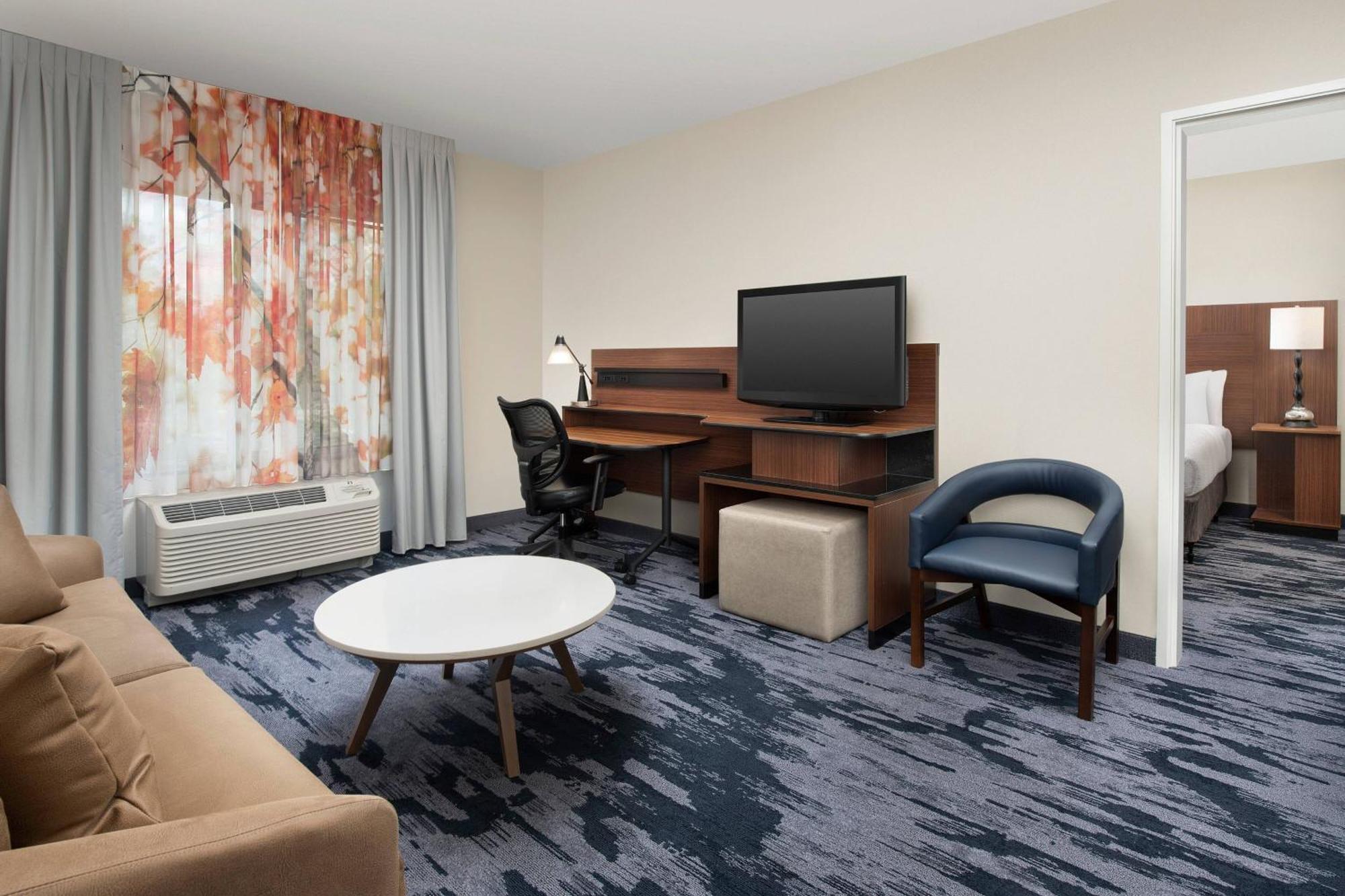 Fairfield Inn & Suites Baltimore BWI Airport Linthicum Exterior photo